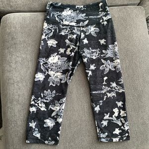 Old Navy Active Go Dry legging - M